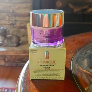 Clinique Smart  Clinical Duo